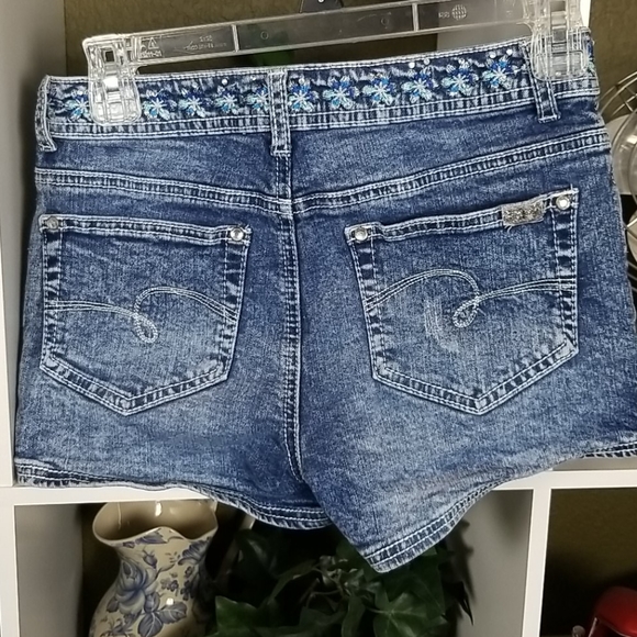 Girls Justice Premium Jeans Shorts - Picture 3 of 4
